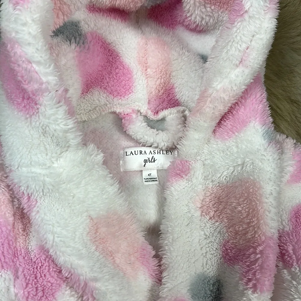 Laura Ashley Girls Plush Heart Robe Pom Pom Hood Belt 4T